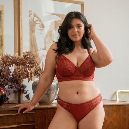 Soutien-gorge ROSY au porté Soutien-gorge ROSY au porté