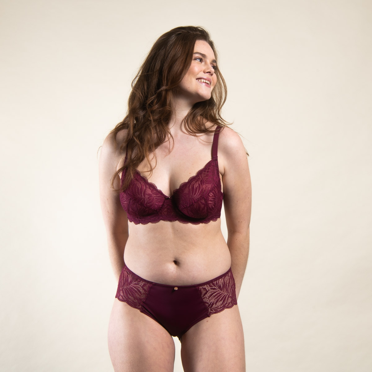 Soutien-gorge MELINE aubergine ensemble face Soutien-gorge MELINE aubergine ensemble face